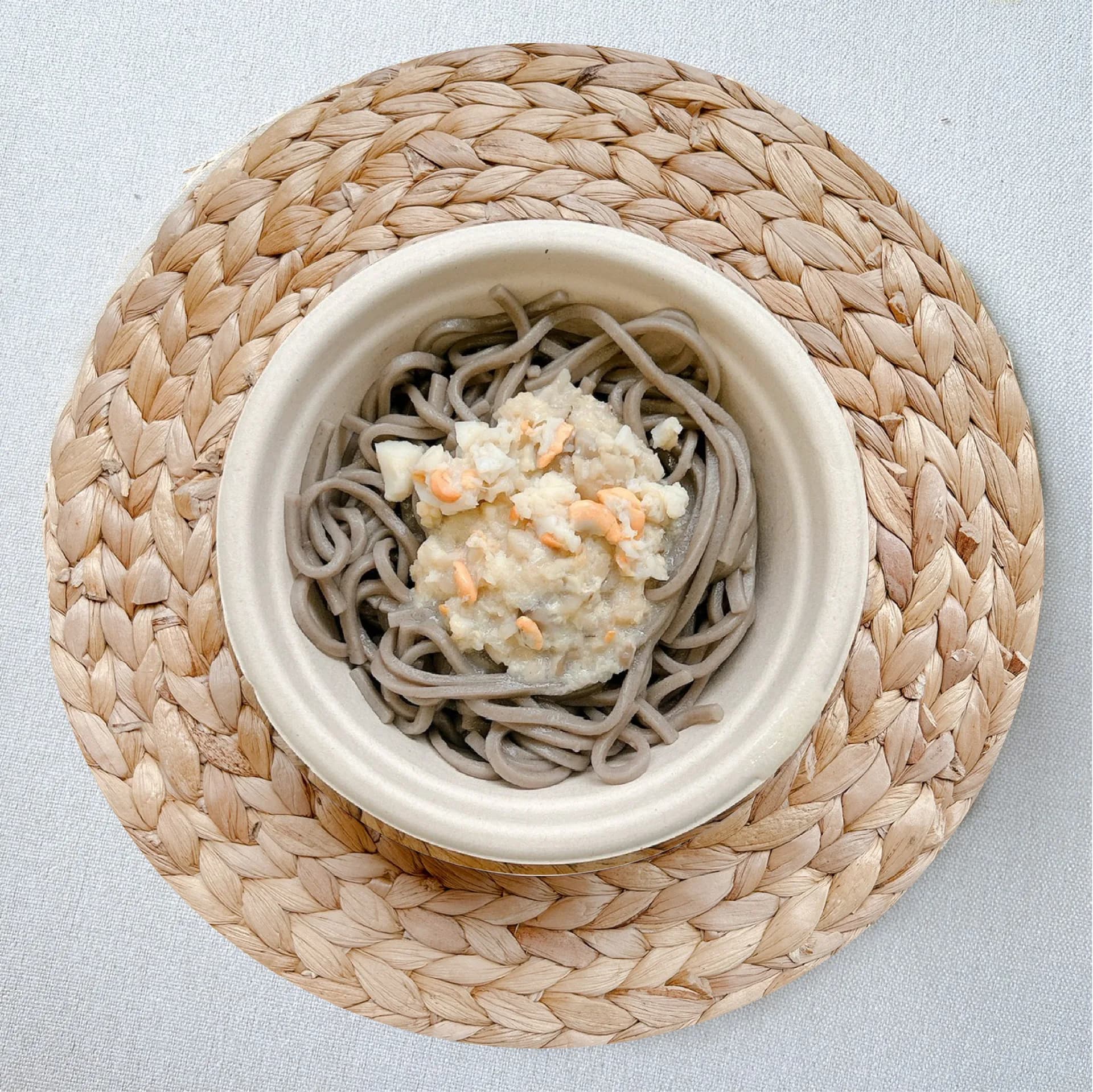 Mì soba kiều mạch kèm sốt kem sò điệp tươi